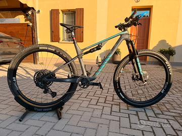 Canyon Lux Trail CF8  M xc cross country