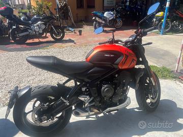Triumph Trident 660