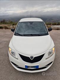 Lancia Ypsilon 1.2 Gold 69 CV 25.000 km