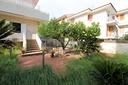 appartamento-a-100m-dal-mare-giardino-e-garage