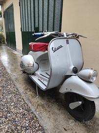 Piaggio Vespa 125 (VN) - 1954