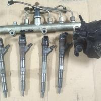 Iniettori + pompa kia sorento 2.5 td del 2005