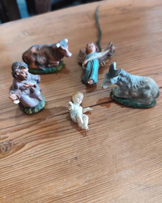 statuine in ceramica per presepe 