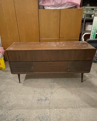 Mobile console stereo Grundig