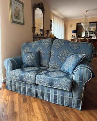 Divano in Stile Classico