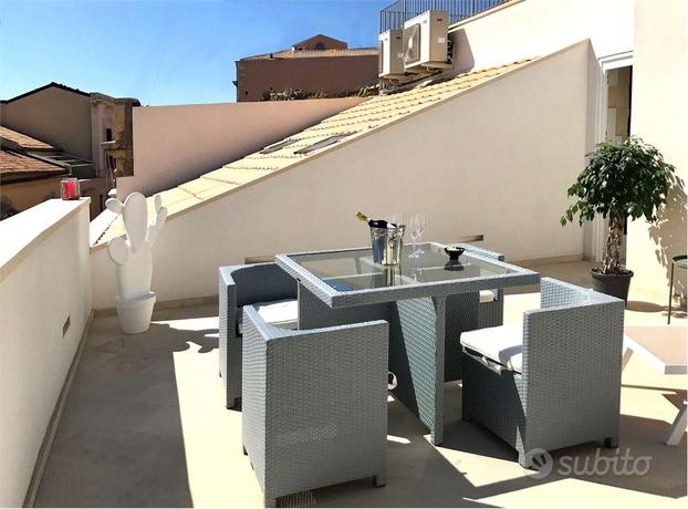 Ortigia Bilocale con terrazzino privato