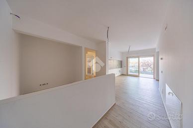 4 LOCALI A GUIDONIA MONTECELIO