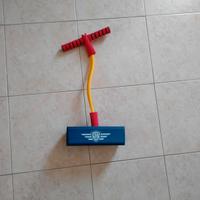 Giocattolo balzerino per i tuoi bambini.