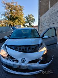 ricambi clio r 5 porte 2009 1.2 benzina 