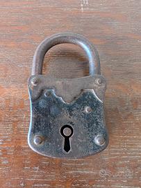 Lucchetto del XIX secolo.Non ho la chiave.