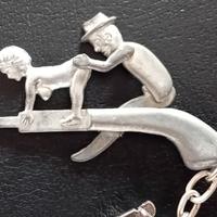 VECCHIO PORTACHIAVI PISTOLA SEXY VINTAGE