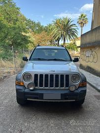 Jeep cherokee kj