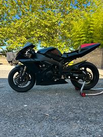 Yamaha R1