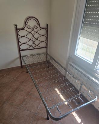 Rete e tastiera da letto