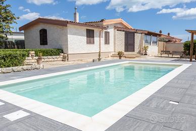 Villa Scrusciu Ri Mari, piscina privata Noto