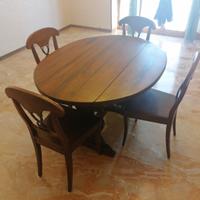 tavolo consolle e quattro sedie 