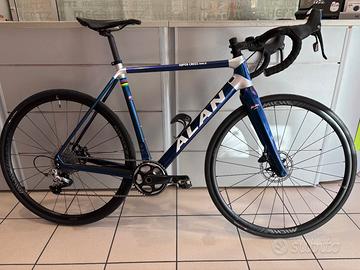 ALAN SUPER CROSS RACE -- M --