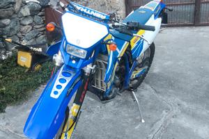 Yamaha WR 