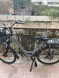 Bici elettrica lancia ypsilon incanto come nuova