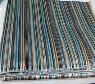 tessuto tenda semi trasparente con righe 