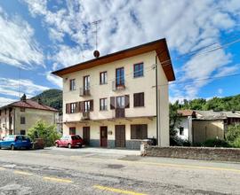 3 LOCALI A LANZO TORINESE