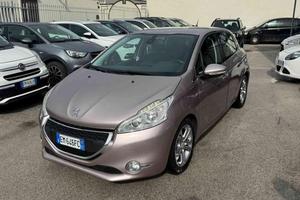 PEUGEOT 208 1.4 95CV Allure