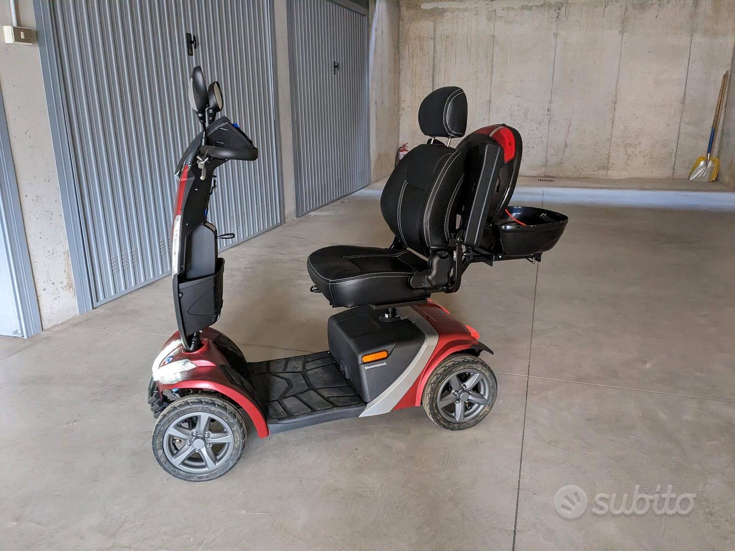 Ausili per bagno e doccia – Poltrone relax e scooter elettrici per anziani  e disabili