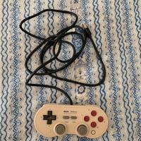 Controller 8BitDo con cavo