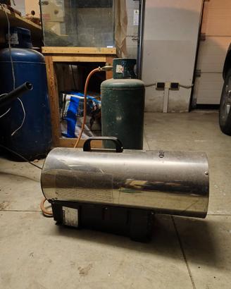 Generatore aria calda DESA + 3 bombole gas