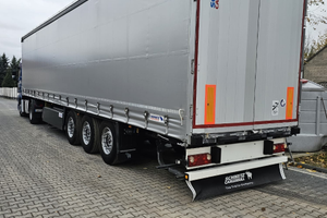 Semirimorchio schmitz