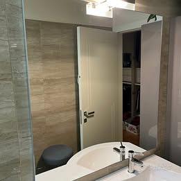 Specchio bagno KIOS 105 x 108 con lampada alogena