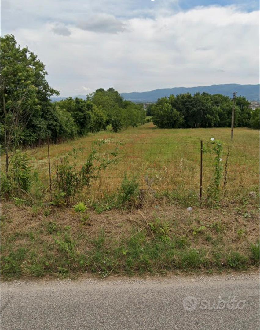 Terreno agricolo ed edificabile - Vista 3