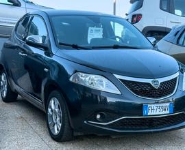 Lancia Ypsilon 1.2 69 CV 5 porte GPL Ecochic Black