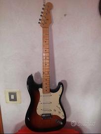 chitarra simil fender Stratocaster 