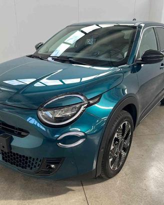 FIAT 600 1.2 HYBRID 110CV DCT6 LA PRIMA