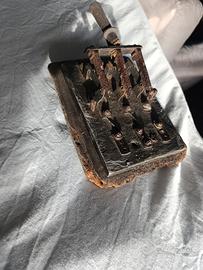 interruttore a coltello antico