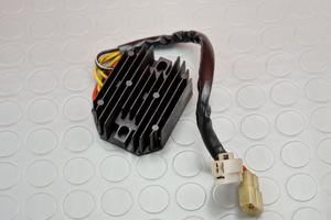 REGOLATORE TENSIONE SUZUKI DR 650 1991 1992 DR650