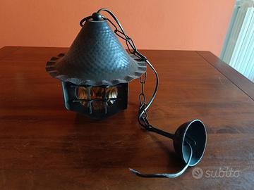 lampada in ferro 