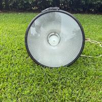 Lampadario industriale vintage