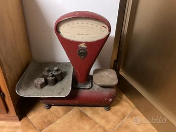 Vecchia bilancia San Marco con pesi originali
