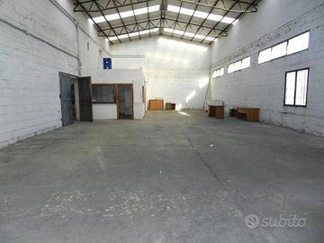 Immobile di 420 m² a Lucca