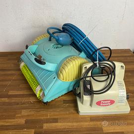 Robot da piscina momby
