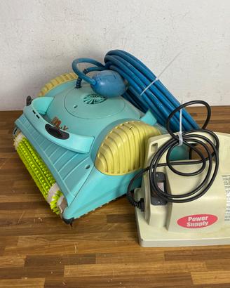 Robot da piscina momby