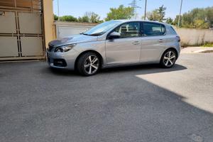 Peugeot308