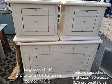 ciaoo cedoo cassettiera +2 comodini 