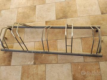 Rastrelliera porta bici