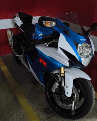 Suzuki GSX r 750