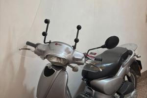 Aprilia Scarabeo 50 - 2010