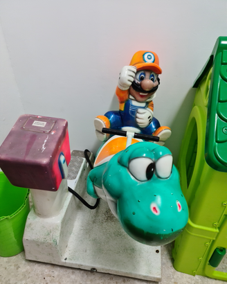 Dondolino giostra super mario