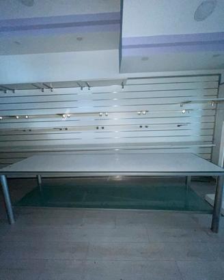 Tavolo espositivo 3 m
